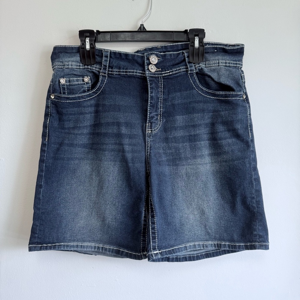 Gemma Rae Boho Embroidered Feather Denim Shorts Dark Wash Plus Size 16W Western